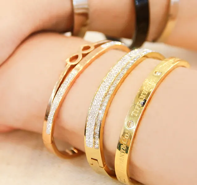 Bijoux personnalisés pour des cadeaux uniques